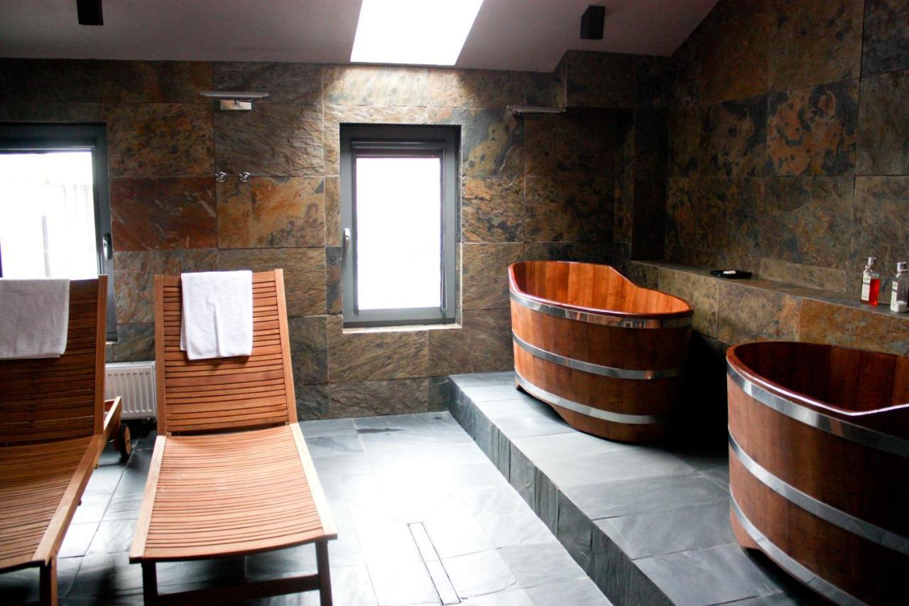 Hotel Browar Косцежина Экстерьер фото